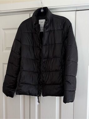 Gap Women's Black ColdControl Puffer Jacket. Size M. NWT
